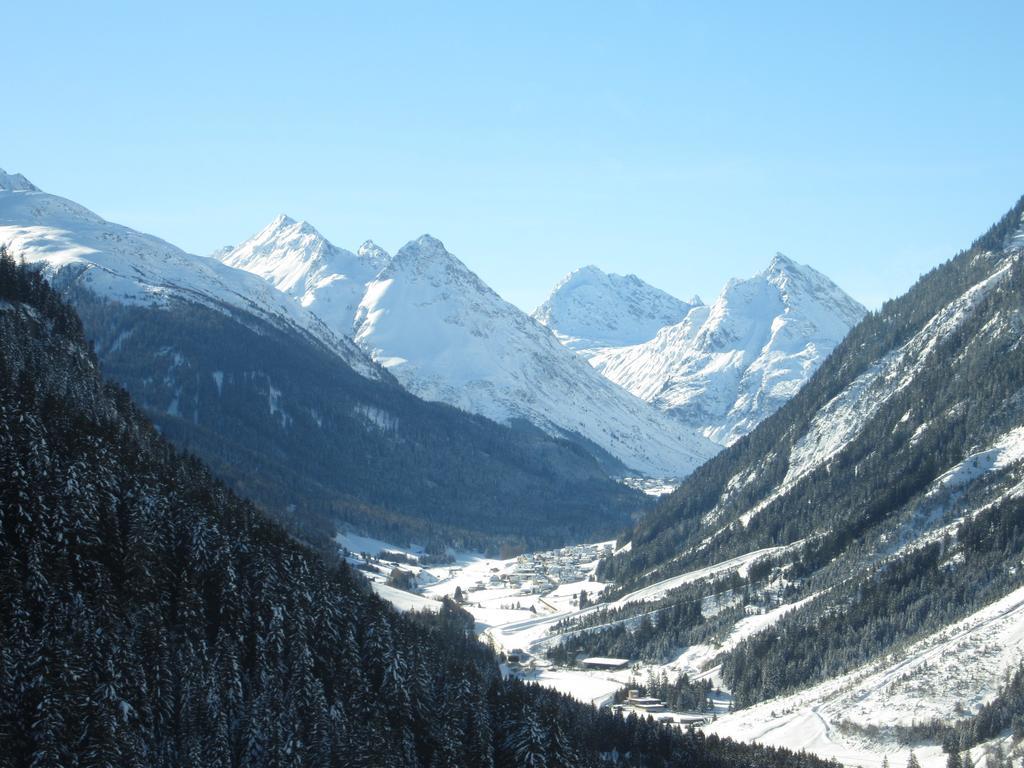Apart Petra Galtür Buitenkant foto